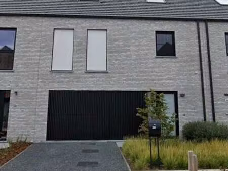 exclusieve energiezuinige nieuwbouwwoning met 5 slpks  2 ...
