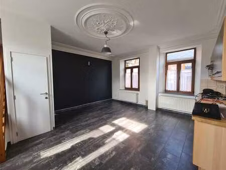 charmante maison sans extérieur