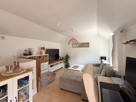 location maison 2 pièces 43 m² à senlis (60300)  760 €