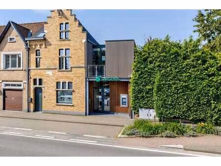 zeer gunstig gelegen kantoorruimte centrum heusden.