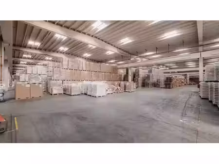 logistiek magazijn te huur