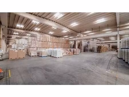 logistiek magazijn te huur