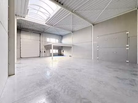 unité pme récemment construite (216 m²) à louer à evergem