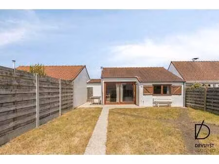 vakantiewoning met 2 slaapkamers en slaaphoek op een zuid...