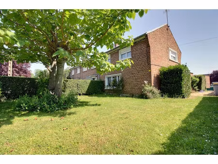 maison des enfants | semi-individuelle de 113 m² à rénover avec garage et jardin
