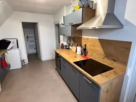 immeuble moulins 3 appartements + local 100 m2 + 2 garages + terrain
