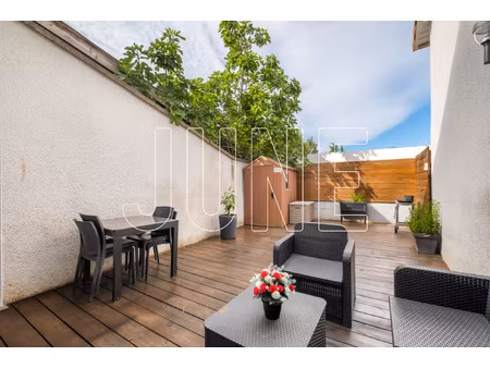 duplex avec jardin et place de parking