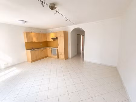 appartement à louer à rue puits-en-sock 48 liège (vbe41760)