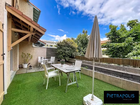 duplex t3 de 72m2 avec 30m2 de terrasse et un garage en sous-sol