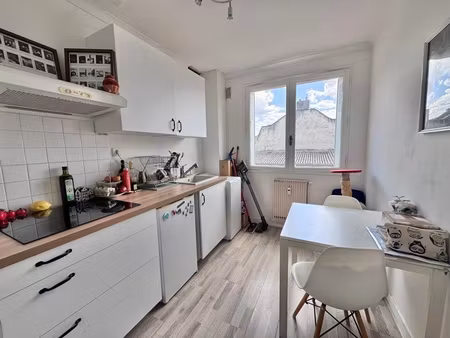 appartement 1 pièce - 32 m²