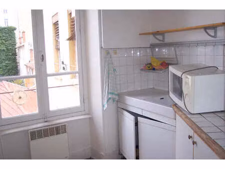 f1 - 32 rue du dauphine 69003 lyon