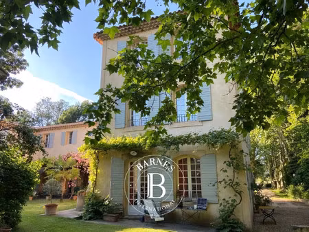 maison de luxe à louer à puyricard
