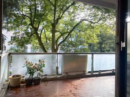 apt 1ch meublé vintage +/-69m² et +/-16m² terrasse + balcon