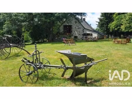 vente commerce 668 m² saint-victor-la-rivière (63790)