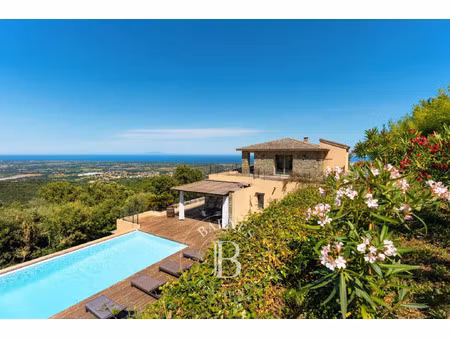 villa de luxe à vendre à sorbo-ocagnano