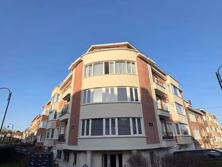 quartier résidentiel - lumineux appartement de 104 m²