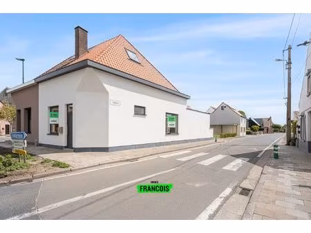 huis te koop in lievegem met 3 slaapkamers