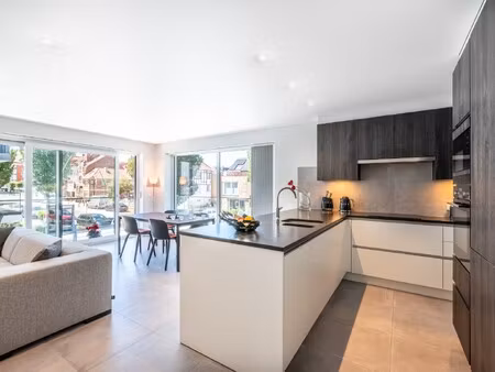 appartement te koop in koksijde met 2 slaapkamers