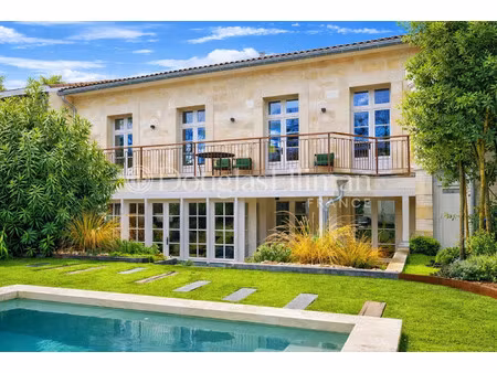 maison de luxe à vendre dans le quartier caudéran-barrière judaïque