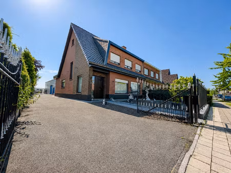huis te koop in izegem met 3 slaapkamers