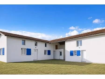 maison avec dépendance et vue sur pyrénées