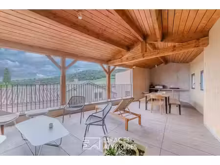 vente maison 8 pièces 225.43 m² à solutré-pouilly (71960)  529 000 €
