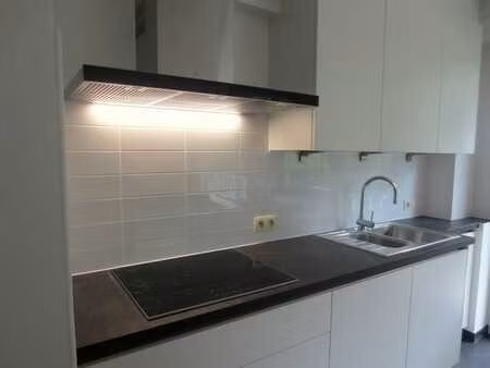 appartement 2 ch. watermael-boitsfort  jardin