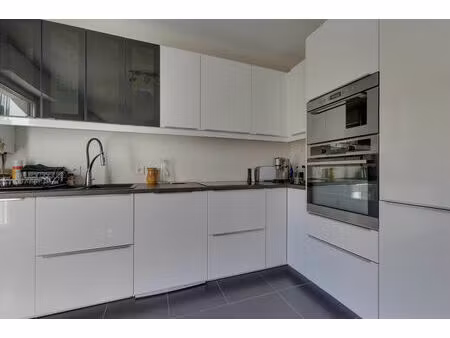 location appartement 2 pièces  50.25m²  montreuil