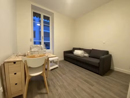 studio meublé - villeurbanne