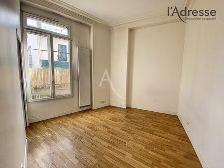 location appartement 2 pièces  26.50m²  suresnes
