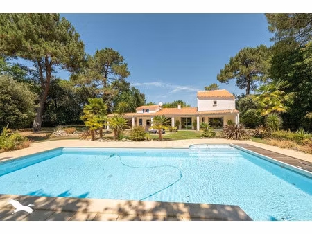 maison de luxe à vendre à la tremblade
