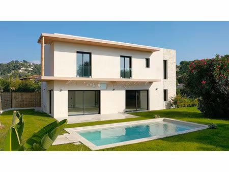 villa de luxe à vendre dans le quartier pibonson-les faisses-ranguin