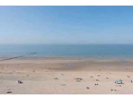 appartement de deux chambres avec vue frontale sur la mer