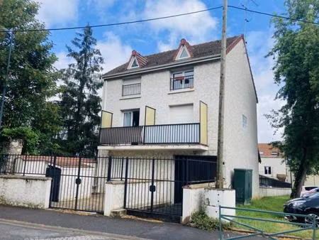 location appartement 1 pièce 25m²