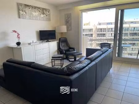 studio avec coin à dormir