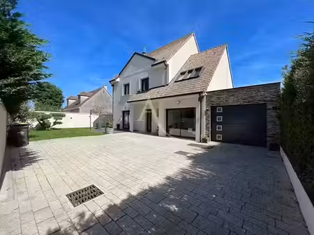 vente maison 7 pièces 156 m² à chevry-cossigny (77173)  569 000 €