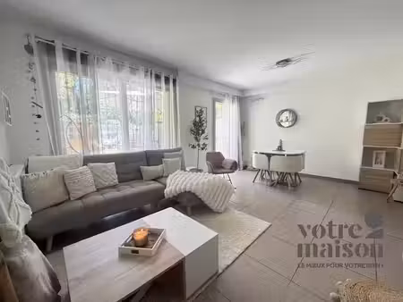 vente maison 4 pièces 79.55 m² à simiane-collongue (13109)  435 000 €