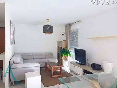 location appartement 4 pièces  82.00m²  toulouse