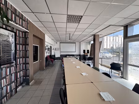 hugo : notre local en centre ville de la seyne sur mer