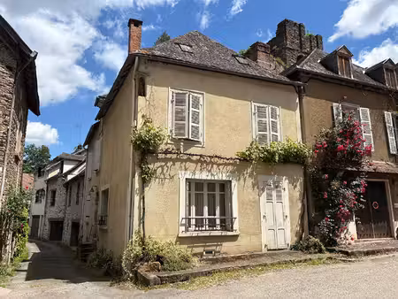 maison de village avec jardin en bord de rivière