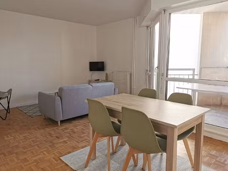 angers quartier la madeleine - appartement t3 meublé