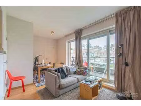 superbe appartement 1 ch. meublé+ parking