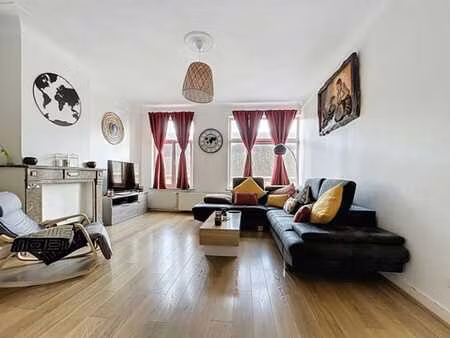 jette : appartement 2 chambres - cave