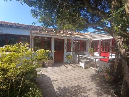 vente maison 7 pièces 133 m² pessac (33600)