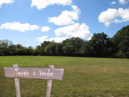 terrain à bâtir d'une superficie de 788 m2