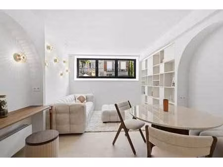 appartement 2 chambres coup de coeur renove !!