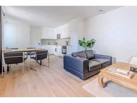 charmante maison à deux pas du parc de schaveys !