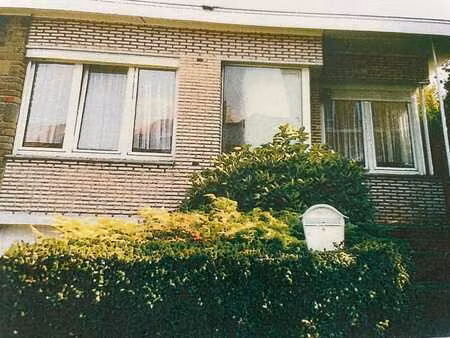 maison 2 chambres  297m² de terrain  3 façades