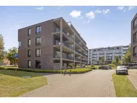 appartement récent près de damse vaart à bruges