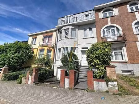 charmante maison unifamiliale avec jardin et garage !
